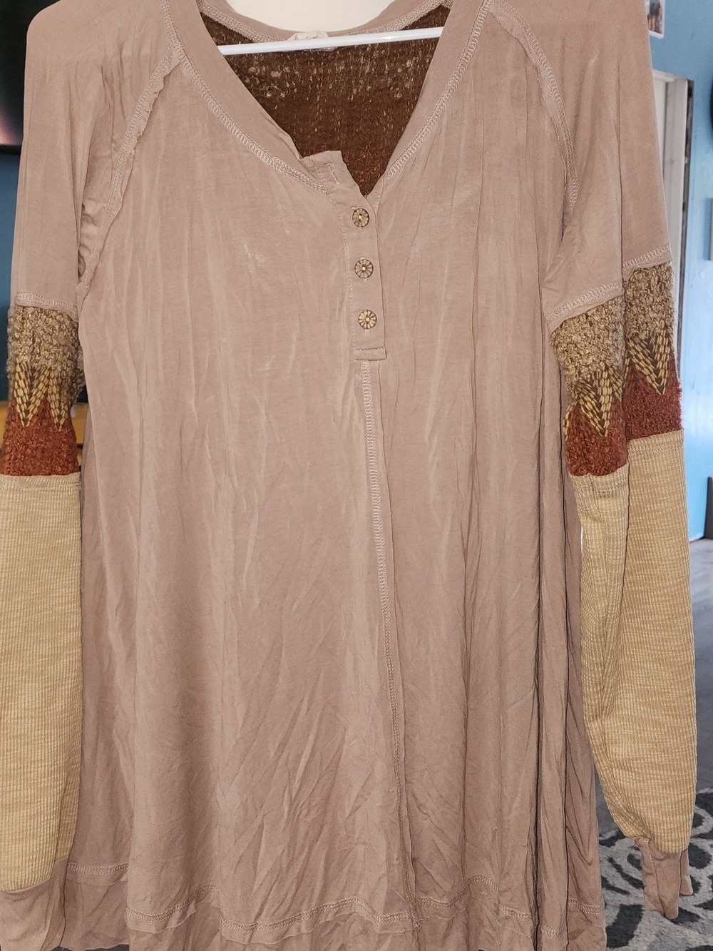POL Women's Neutral Patchwork Sleeve Henley Top - Beige Sz SM - Picture 2 of 6